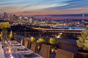 Patio, balcany or terrace at Graduate by Hilton Seattle