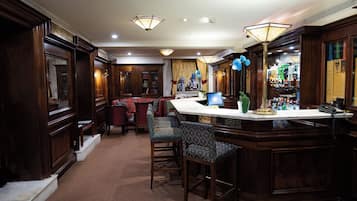 Serveert lunch, diner en brunch