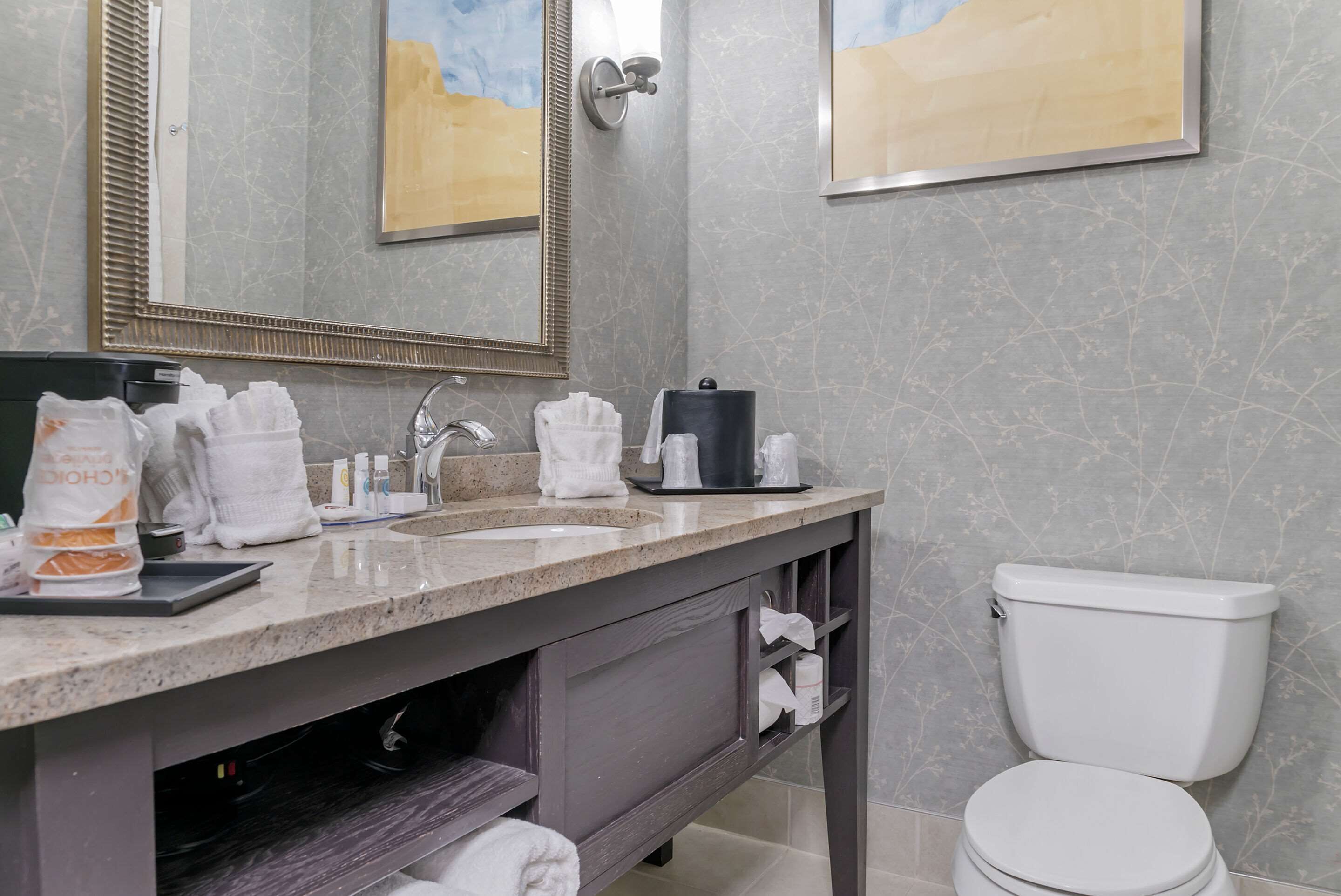 standard room, 2 queen beds, non smoking | desk, iron/ironing board, free cots/infant beds, free wifi