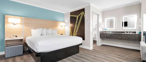 In-room safe, desk, laptop workspace, iron/ironing board