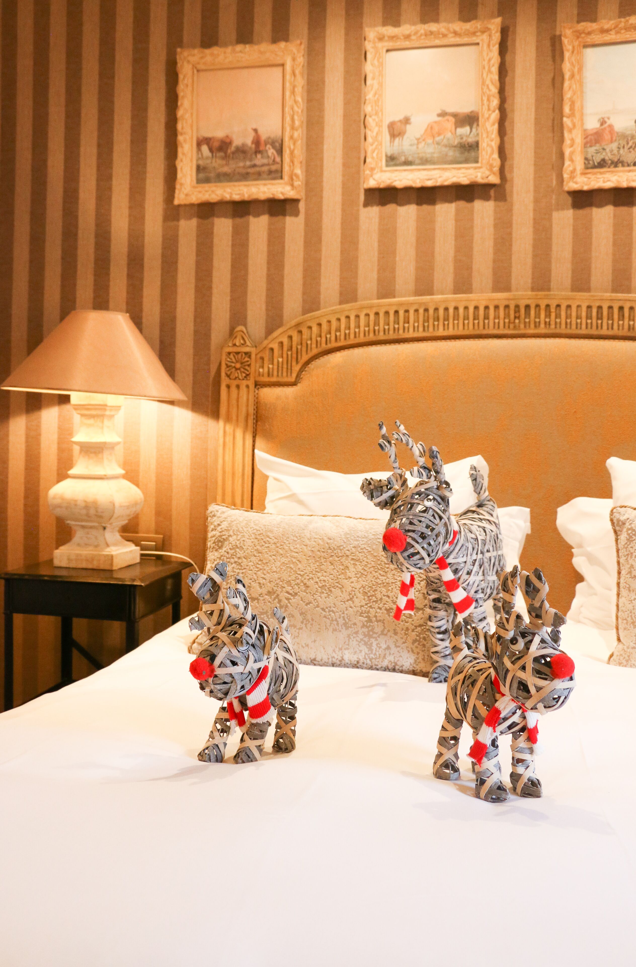 classic double room | minibar, in-room safe, individually decorated, individually furnished