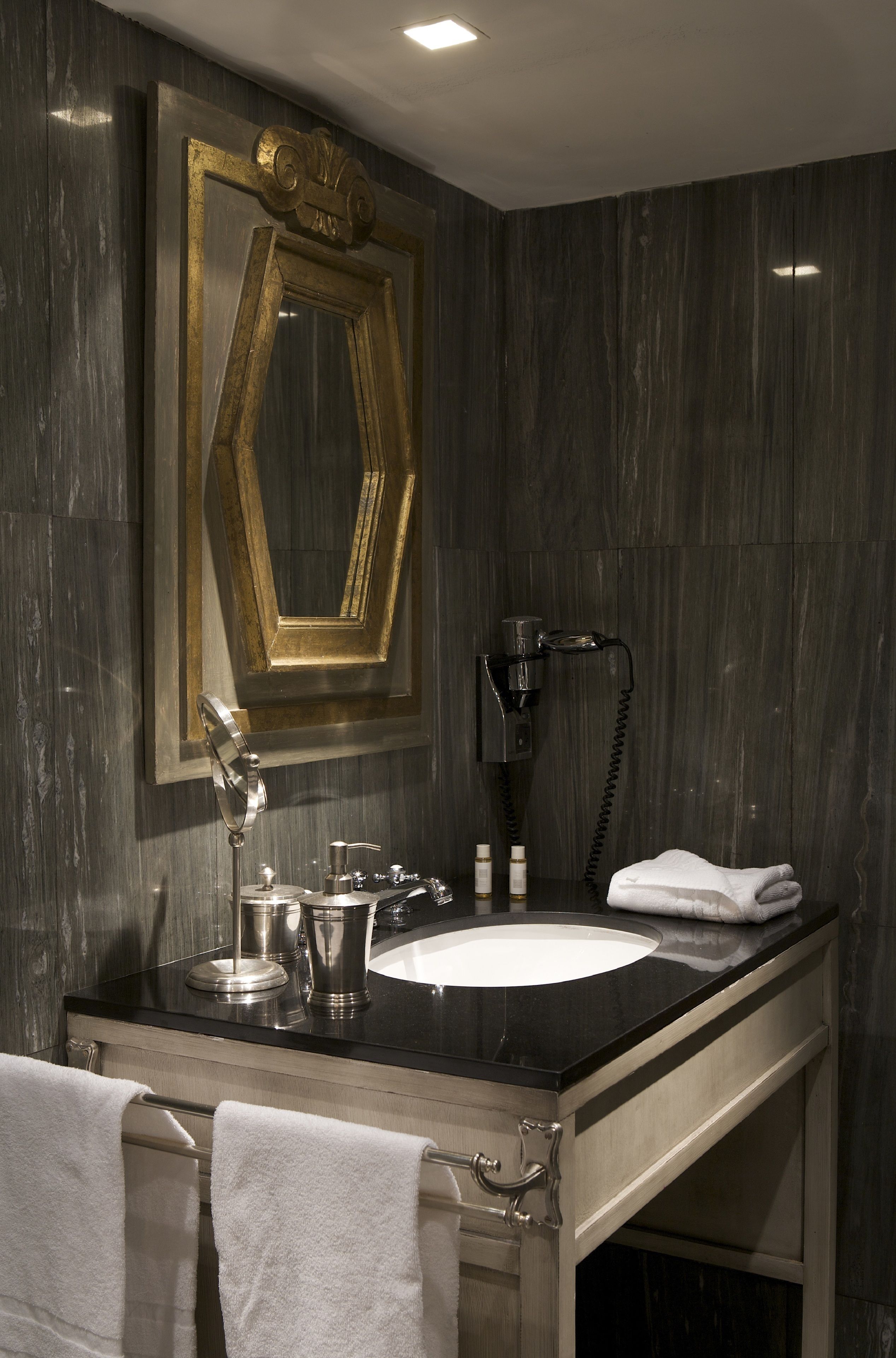 combined shower/bathtub, free toiletries, hair dryer, bathrobes