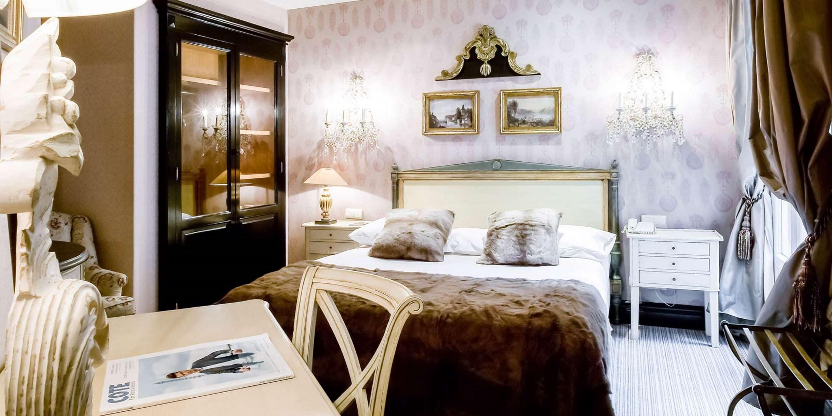 minibar, in-room safe, individually decorated, individually furnished