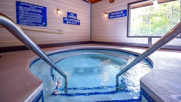 Innendørs boblebad