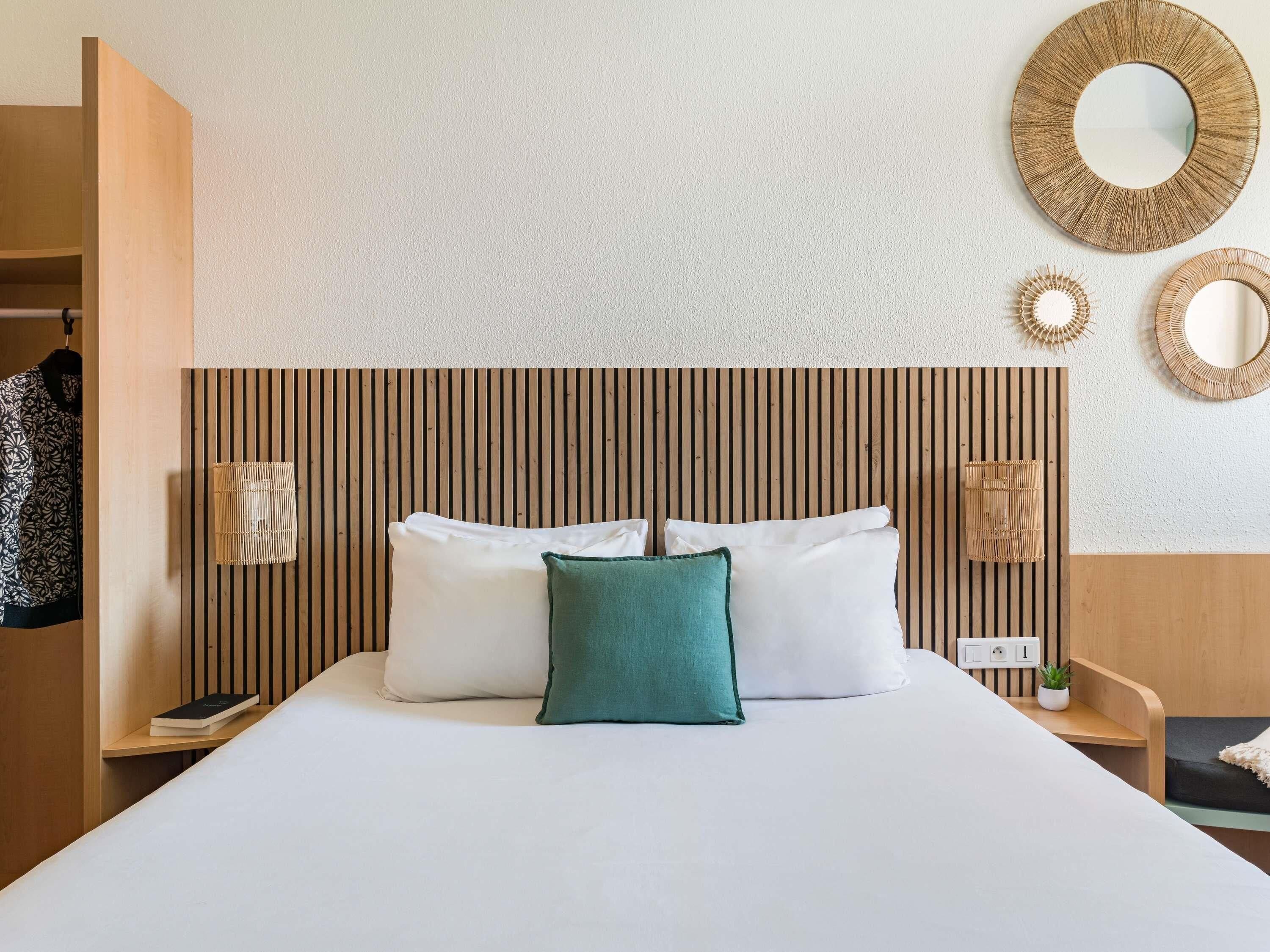 Deluxe Room, 1 Double Bed, River View | Premium bedding, desk, laptop workspace, blackout drapes