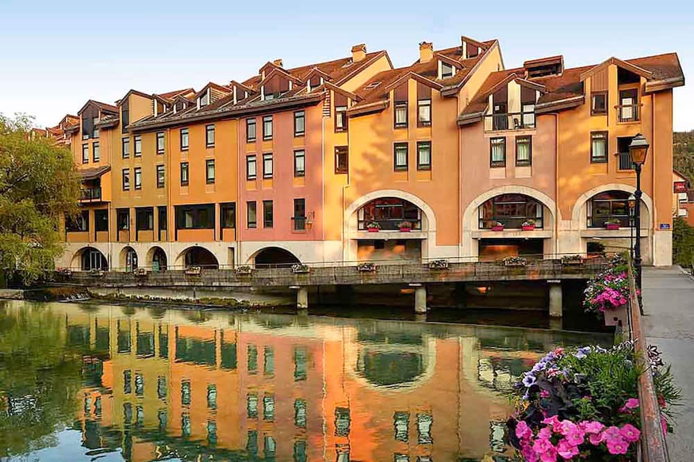 Hôtel ibis Annecy Centre Vieille Ville