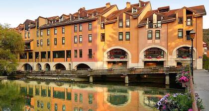 HĂŽtel ibis Annecy Centre Vieille Ville