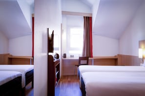 Standard Room, 2 Single Beds