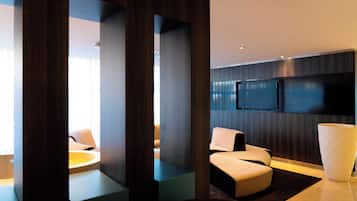 Televisión LCD de 32 pulgadas con canales vía satélite y televisión