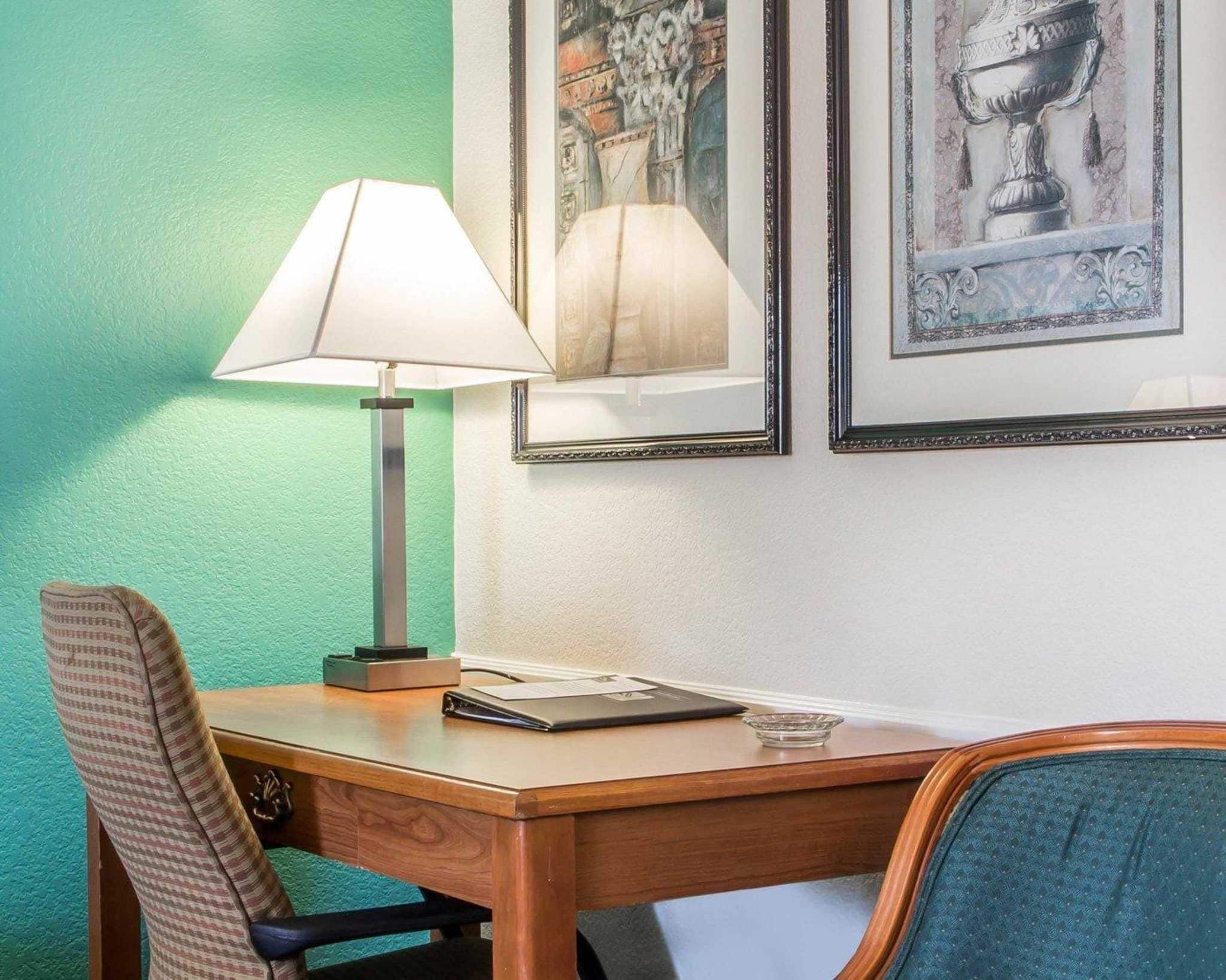 Photo - Quality Inn Tulsa Central