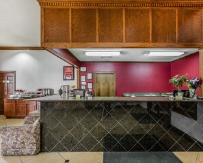 Lobby - Econo Lodge Inn & Suites Enterprise (Enterprise)