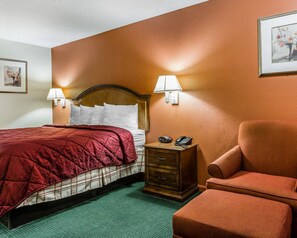 Desk, iron/ironing board, rollaway beds, free WiFi - Econo Lodge Inn & Suites Enterprise (Enterprise)