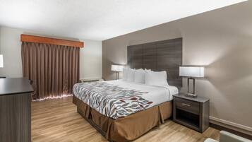 Superior Room, 1 King Bed, Non Smoking | Desk, laptop workspace, blackout drapes, free WiFi