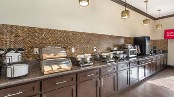 Gratis kontinental frukost varje dag