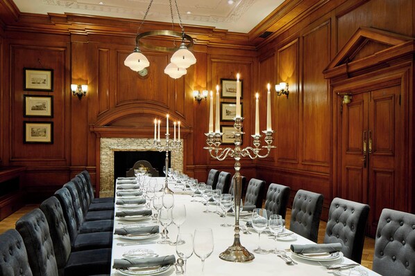 Meeting facility
