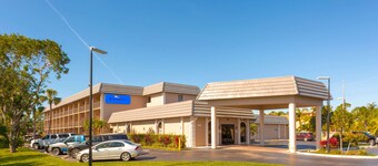Baymont by Wyndham Bonita Springs Naples North