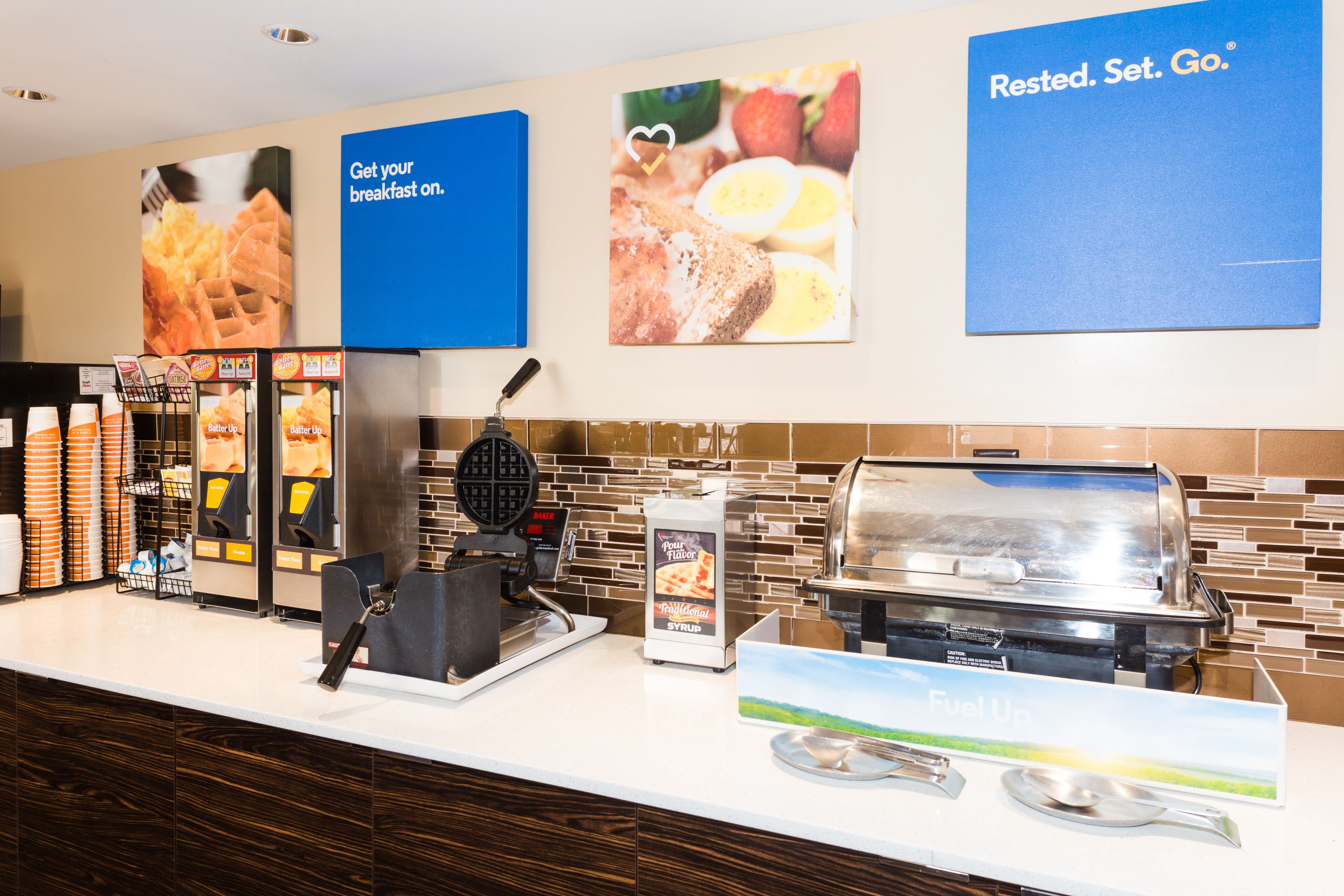 free daily continental breakfast