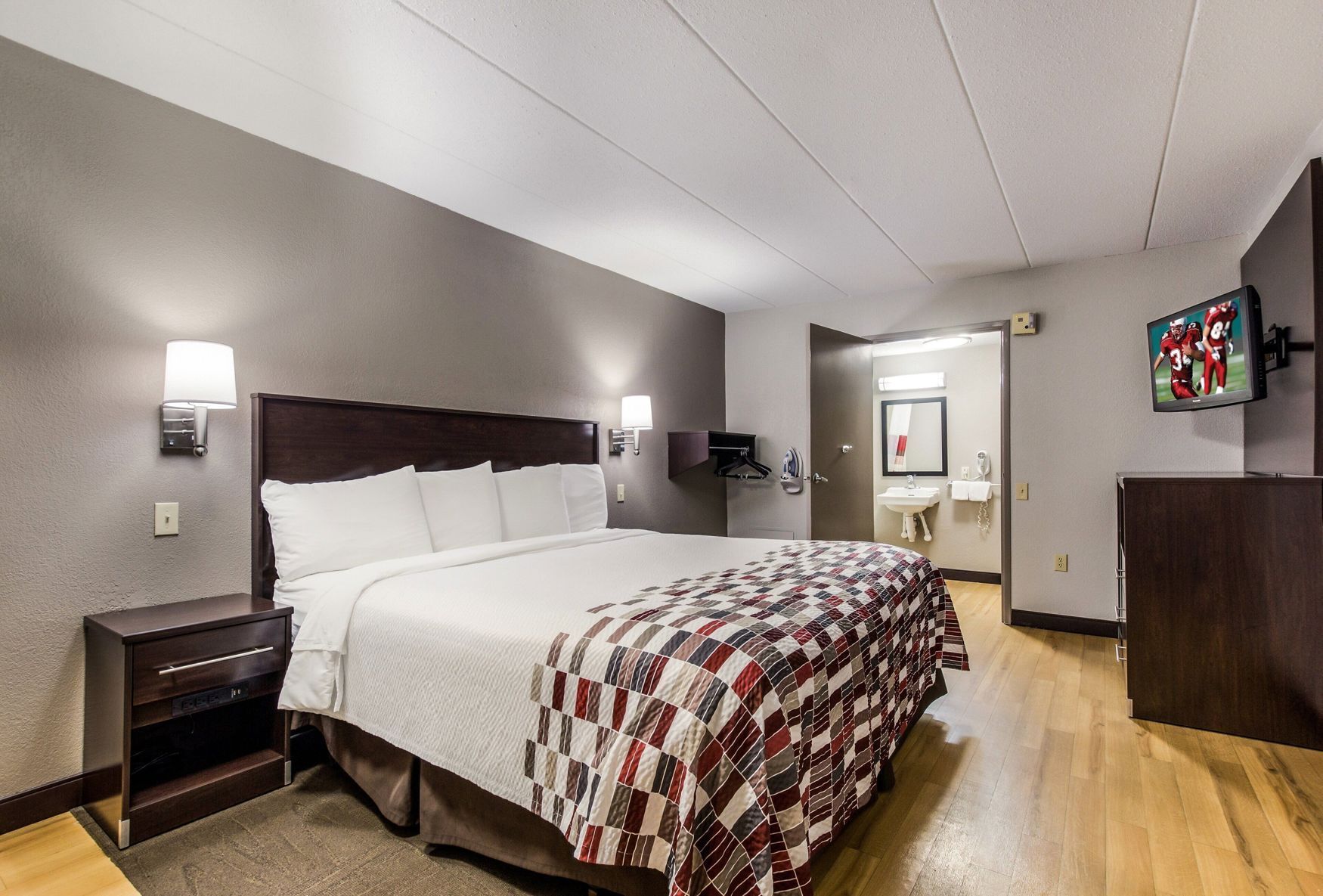 In-room safe, desk, laptop workspace, blackout curtains