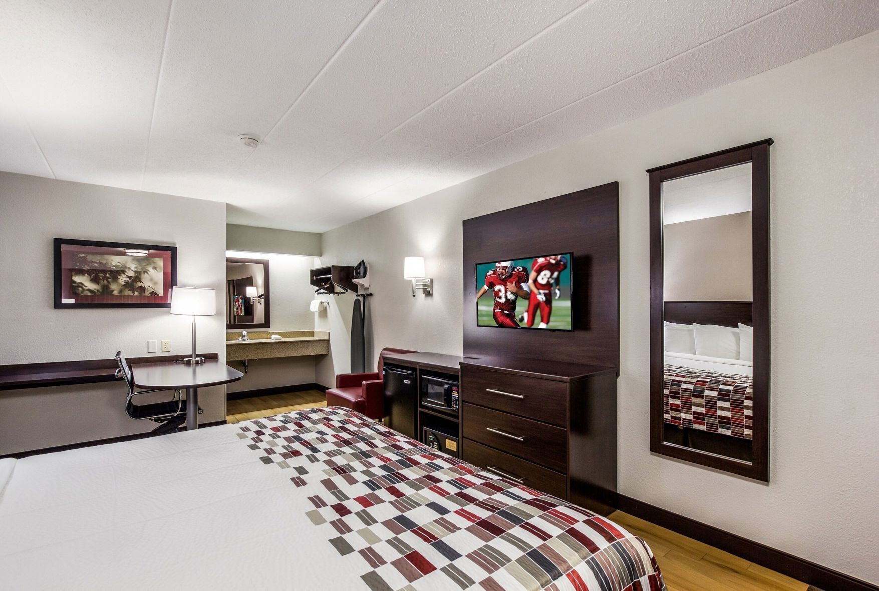 In-room safe, desk, laptop workspace, blackout curtains