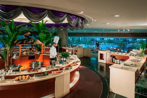 Tägliches Frühstücksbuffet gegen Gebühr