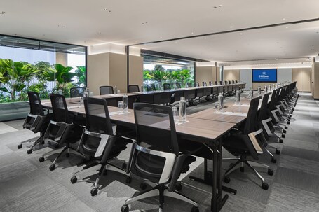 Hilton Singapore Orchard - Image 26