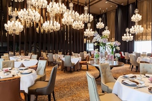 5 Restaurants, Frühstück, Mittagessen, Abendessen, internationale Küche