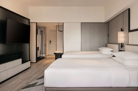 Hilton Singapore Orchard - Image 77