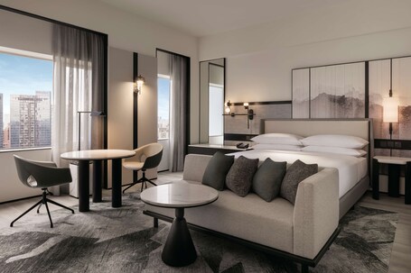 Hilton Singapore Orchard - Image 12