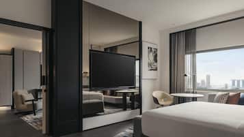 King Marina Bay View Suite with Lounge Access | Coin séjour