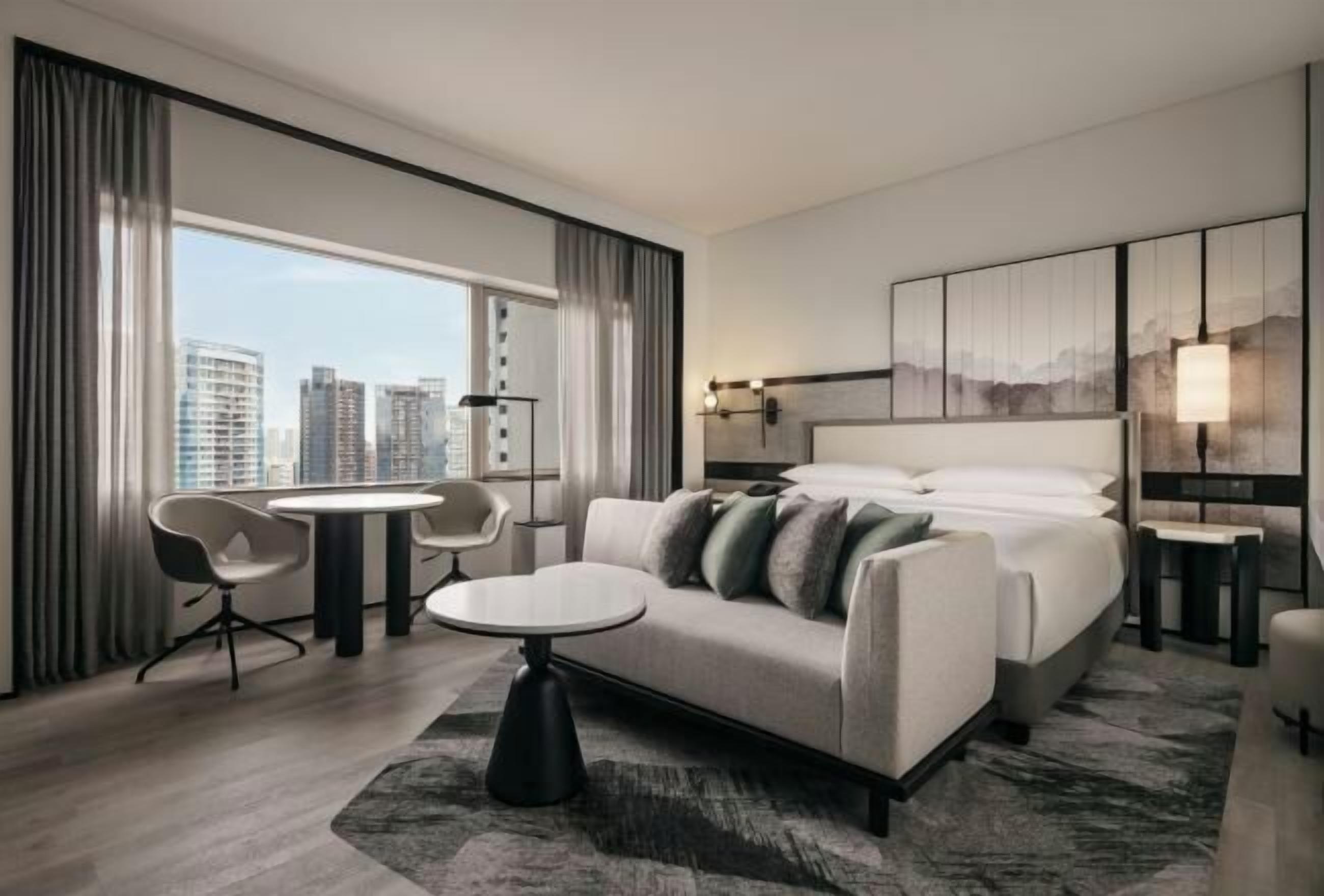 迷你吧、客房內保險箱、書桌、筆電工作空間