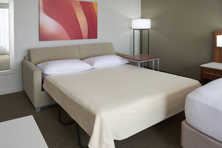 Delta Hotels by Marriott Toronto Airport Conference Centre - Image 57
