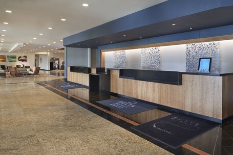 Delta Hotels by Marriott Toronto Airport Conference Centre - Image 15