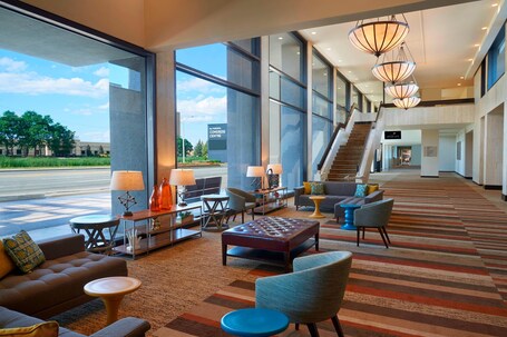 Delta Hotels by Marriott Toronto Airport Conference Centre - Image 1