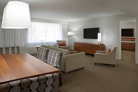 Delta Hotels by Marriott Toronto Airport Conference Centre - Image 44