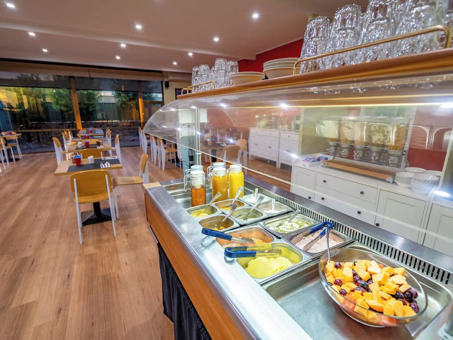 Petit déjeuner buffet