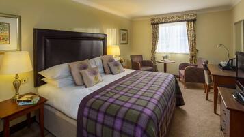 Standard Room, 1 Double Bed | Hypo-allergenic bedding, desk, iron/ironing board, free WiFi
