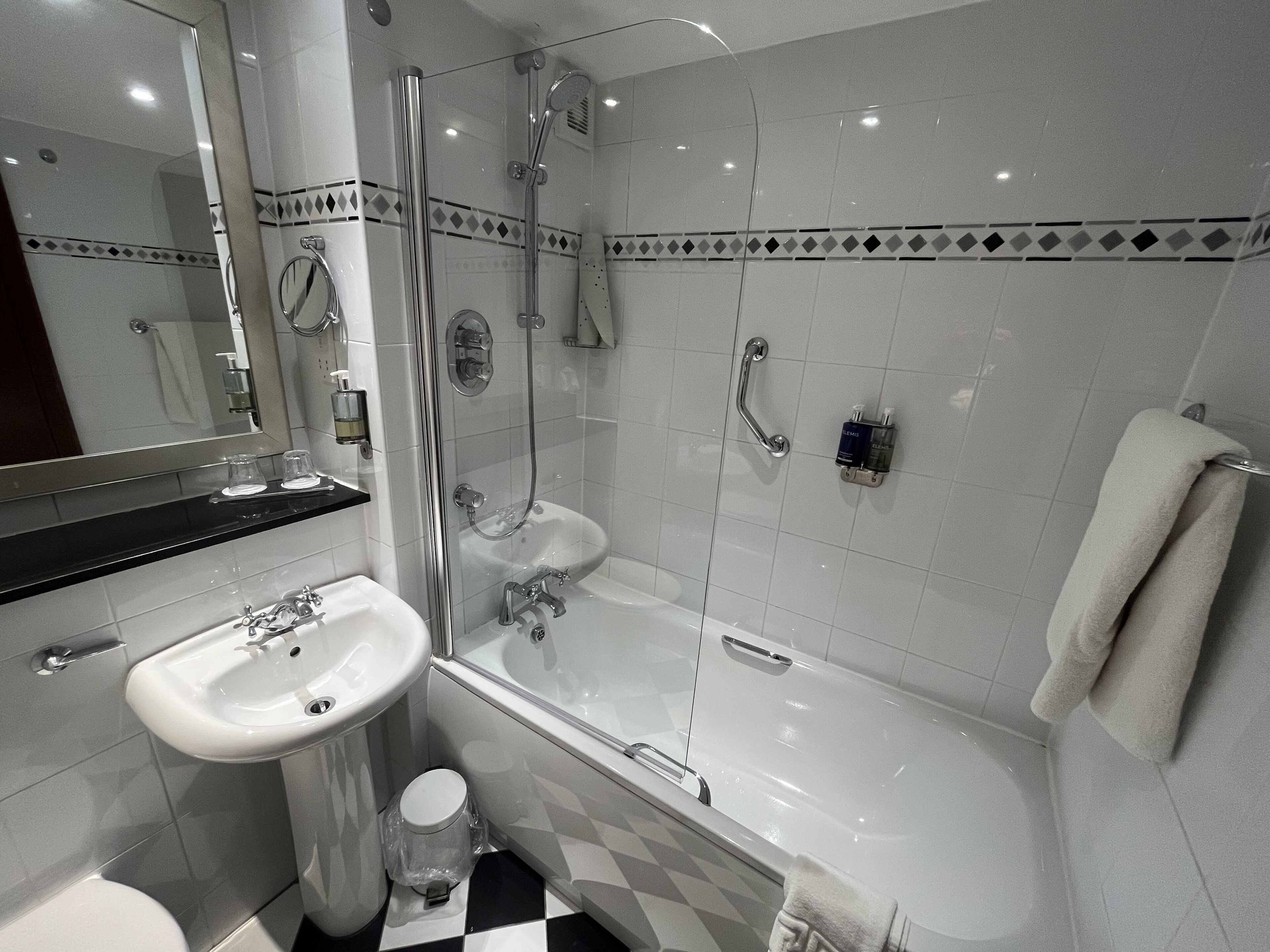 Foto - Macdonald Tickled Trout Hotel