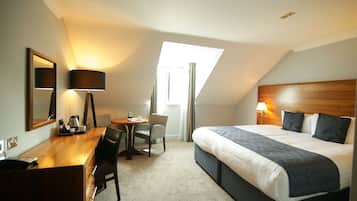 Individuell inredning, unika möbler och strykjärn/strykbräda