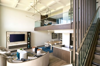 Suite, 1 Bedroom, Non Smoking, Ocean View | Premium bedding, down comforters, pillowtop beds, in-room safe at VEA Newport Beach, A Marriott Resort & Spa