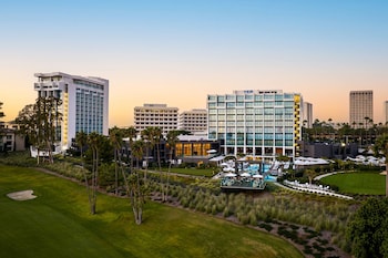 Beach nearby, white sand at VEA Newport Beach, A Marriott Resort & Spa
