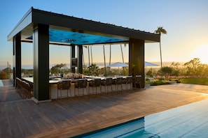 2 baaria, allasbaari