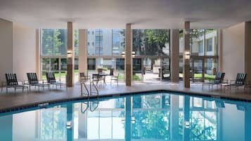 Una piscina techada