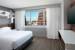 1 bedroom, desk, laptop workspace, blackout curtains - Kansas City Marriott Country Club Plaza (Kansas City)