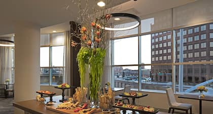 Kansas City Marriott Country Club Plaza