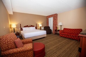 Leilighet – deluxe, 1 kingsize-seng, ikke-røyk (Suite) | Skrivebord, skrivebord for bærbar PC og strykejern/-brett