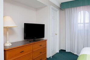 1 King Bed, One-Bedroom Suite, Non-Smoking