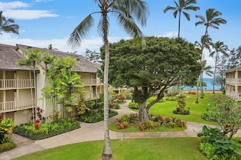 Hotel Exterior at Aston Islander on the Beach