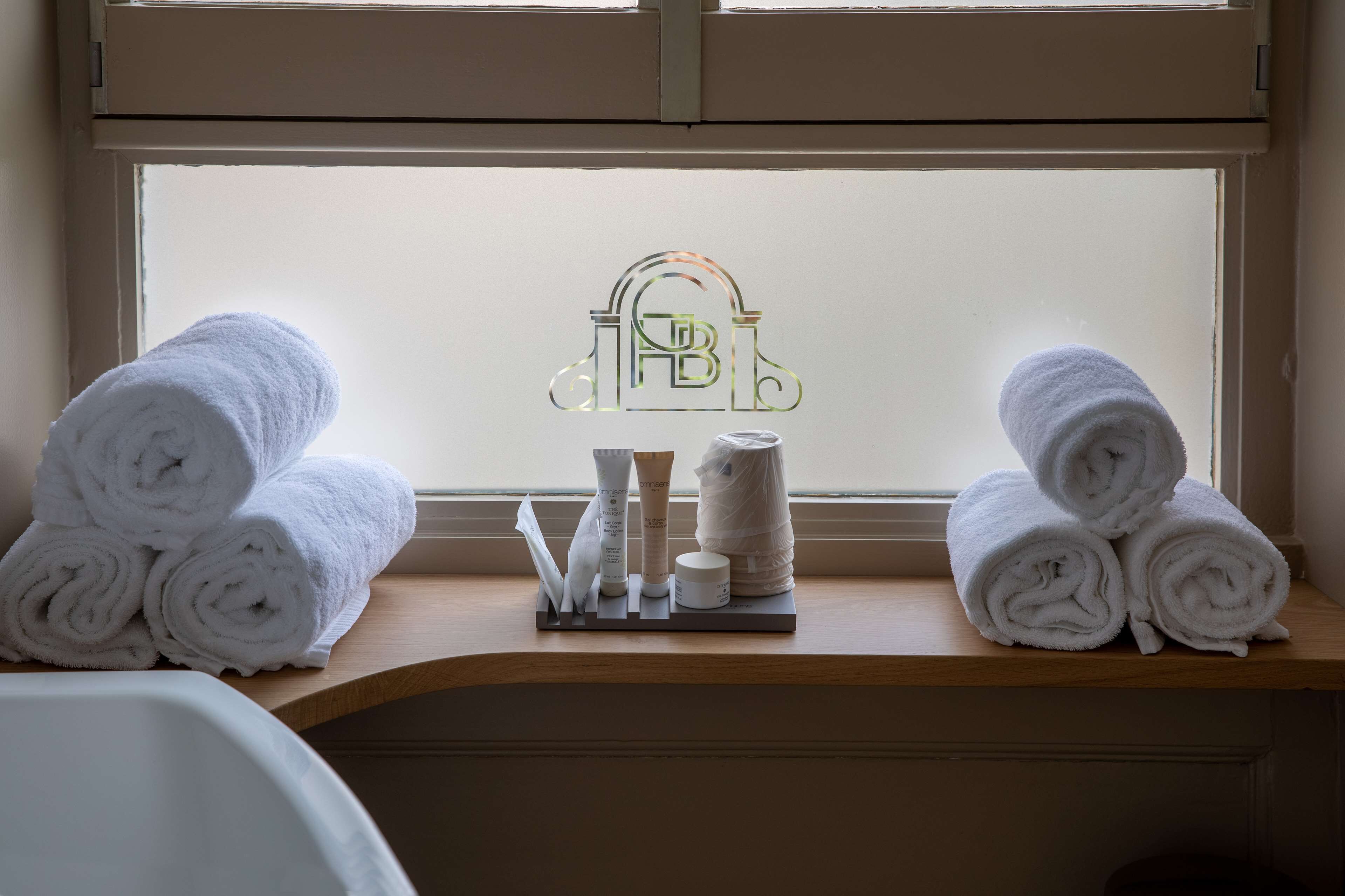 minibar, in-room safe, desk, soundproofing