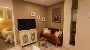 Standaard appartement, 1 queensize bed, niet-roken, keuken | Privékitchenette | Een koffiezetapparaat/waterkoker, een waterkoker