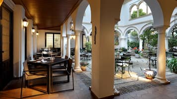 Terrasse/gårdhave
